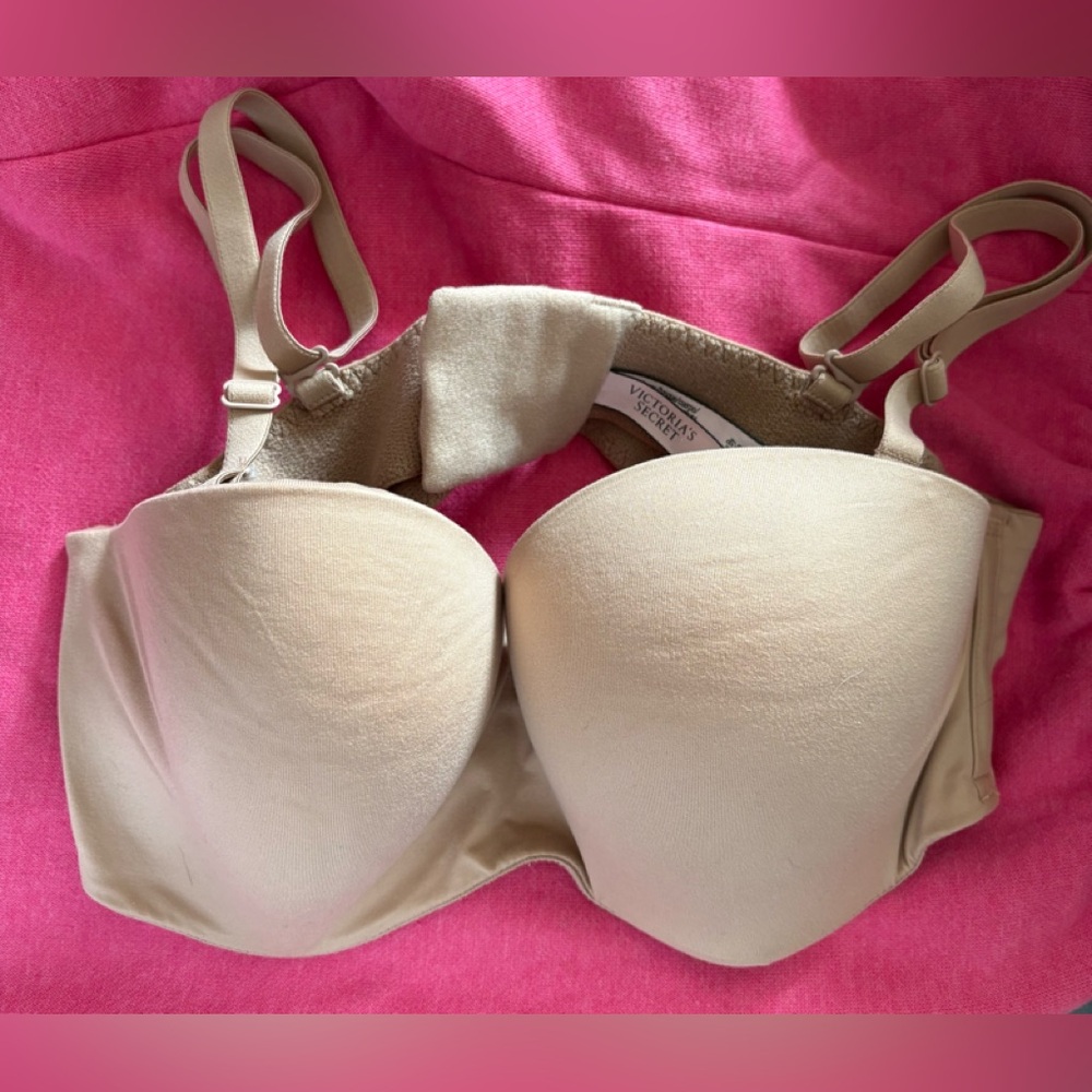 6/$20 Victoria's Secret Body by Victoria Lined Strapless Nude  Bra 36C